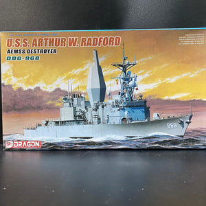 1/700 U.S.S. Arthur W. Radford Aemss Destroyer DDG-968