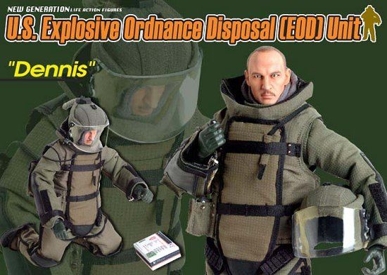 Dragon Action Figure 72044 -  1/6 "Dennis", U.S. Explosive Ordnance Disposal (EOD) Unit (SRS-5 Suit)