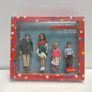 LUNDBY SMALAND DOLL FAMILY