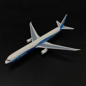 1/400 Boeing 767-400 (2004 Boeing Livery)