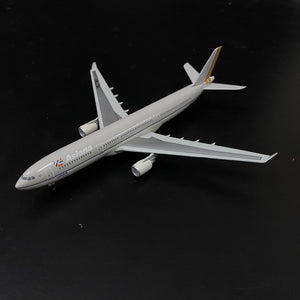 1/400 Asiana A330-300 "We Support UNICEF" ~ HL7740