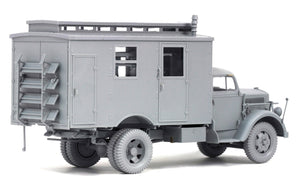1/35 German Ambulance Truck