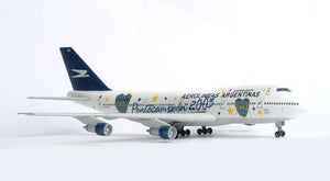 1/400 747-200 Aerolineas Argentines "Pentacampeon 2003"