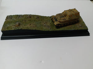 1/72 "David & Goliath" Elefant vs Red Army Anti-Tank Rifleman + Diorama Base