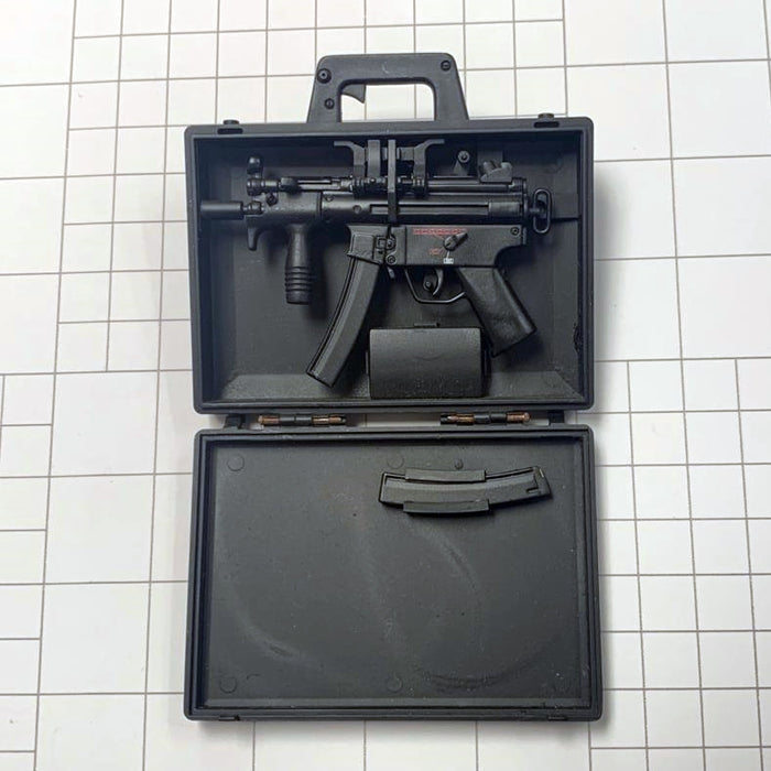 1/6 Dragon Action Figure Parts - MP5K with Case