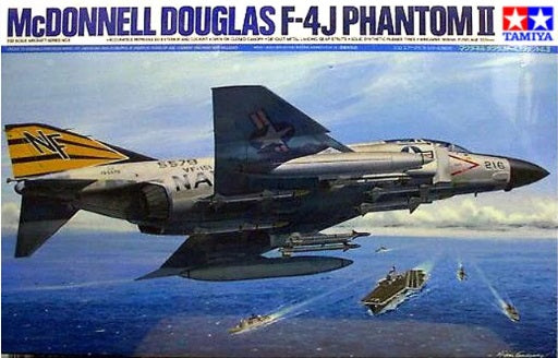 1/32 McDonnell F-4J Phantom II