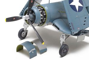 1/32 Vought F4U-1 Corsair "Birdcage"
