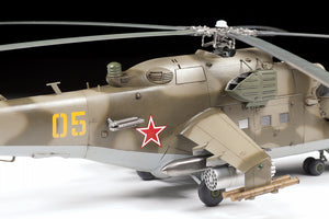 1/48 Soviet attack helicopter MI-24